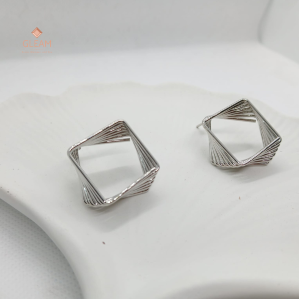 Glam Earrings