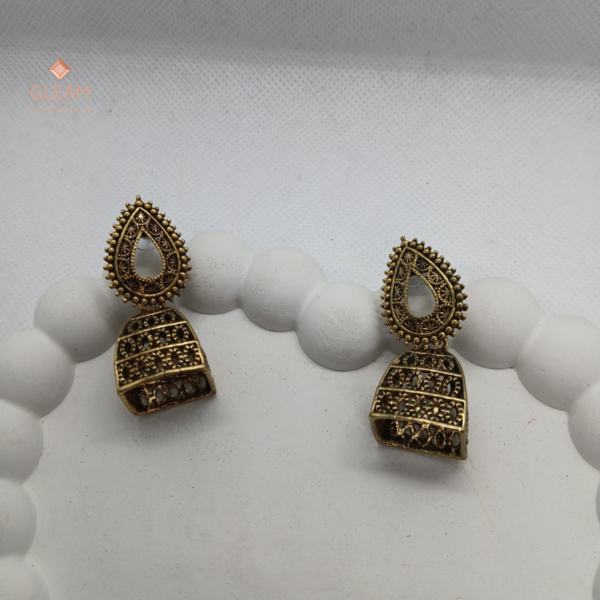 Unique Golden Jhumki