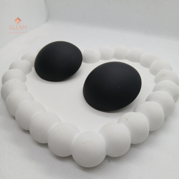 Round Earrings