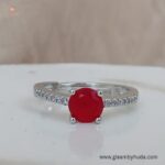 Sleek red stone ring