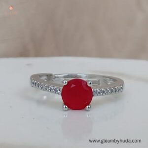 Sleek red stone ring